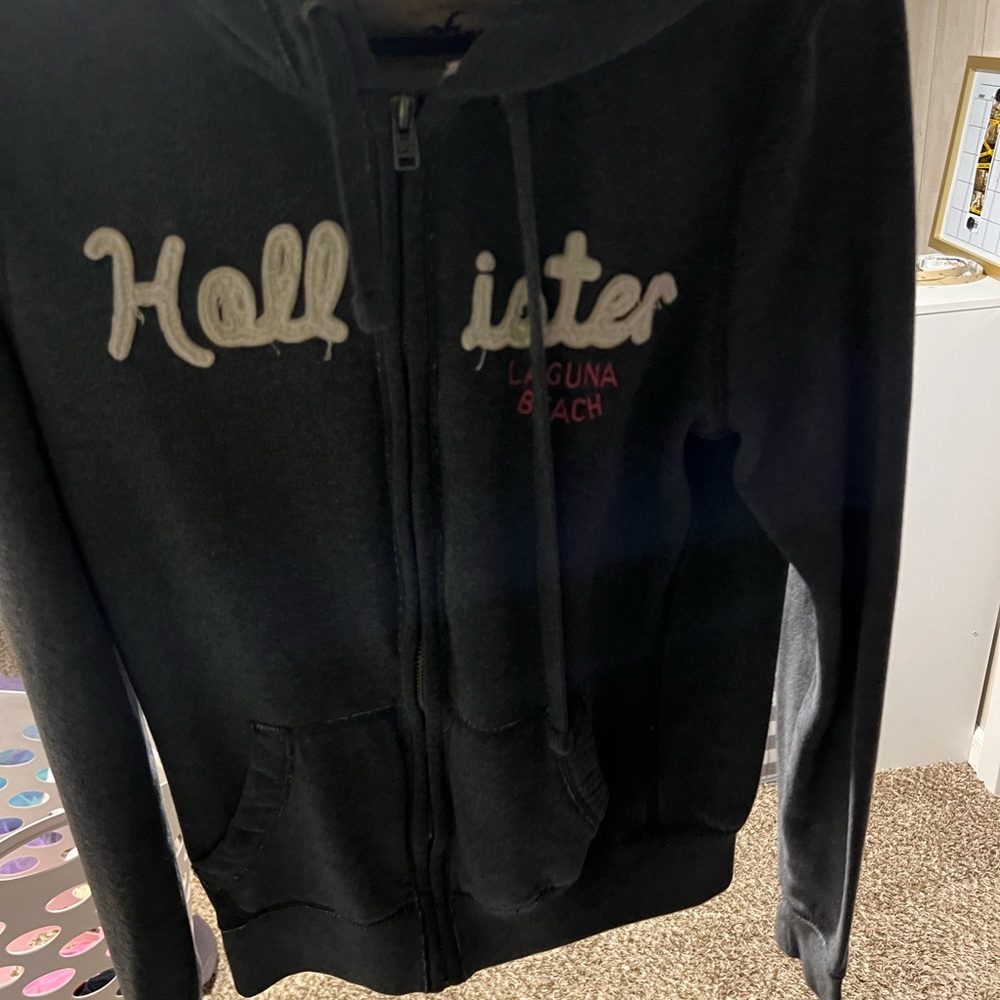 hollister jacket size large